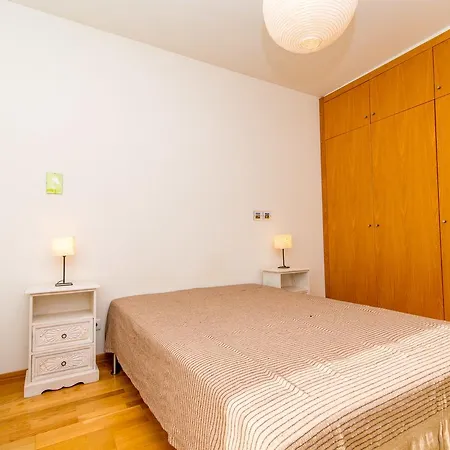 Santa Luzia Mar 2bdr W Pool & Patio *