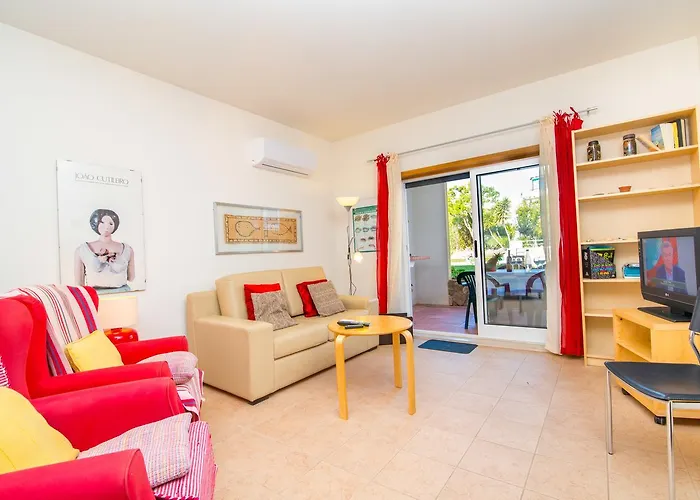 Apartment Santa Luzia Mar 2Bdr - Pool - Wi-Fi - Bbq