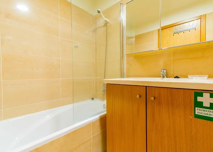 Apartment Santa Luzia Mar 2Bdr - Pool - Wi-Fi - Bbq